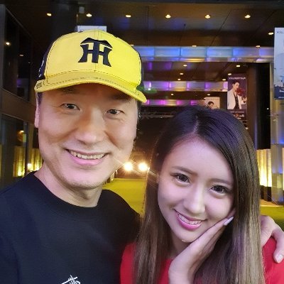 ご案内したお客さまとの記念写真（夜のソウル）